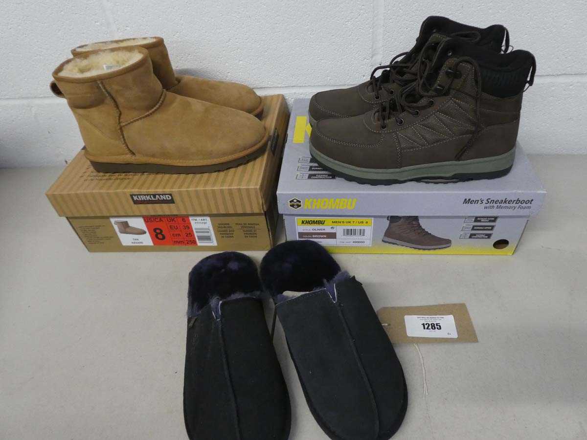 Lot 1285 - x1 boxed pair of Khombu memory foam boots (UK...