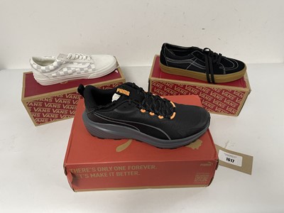 Lot 1592 - 3x Boxed pairs of trainers to include Vans UK5...