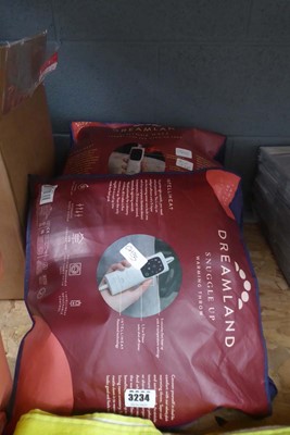 Lot 3234 - 2 Dreamland warming throws