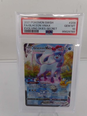 Lot 2021 Pokémon SWSH FA/Glaceon VMAX Evolving...