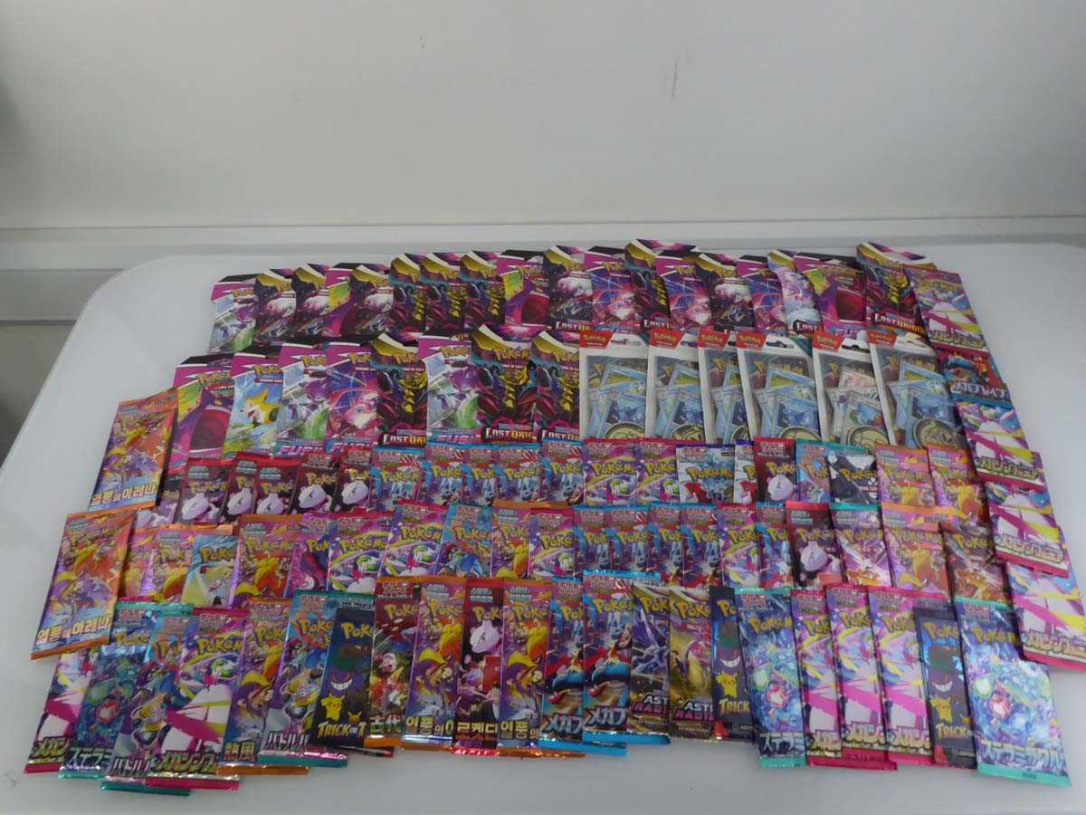 Lot Approximately 100 Assorted Pokémon Booster...