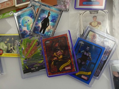 Lot Qty of Sleeved and top loaded trading...