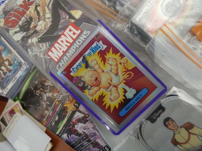 Lot Qty of Sleeved and top loaded trading...