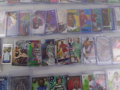 Lot Qty Sleeved & Top loaded Football Trading...