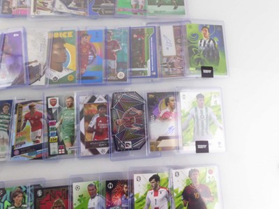 Lot Qty Sleeved & Top loaded Football Trading...