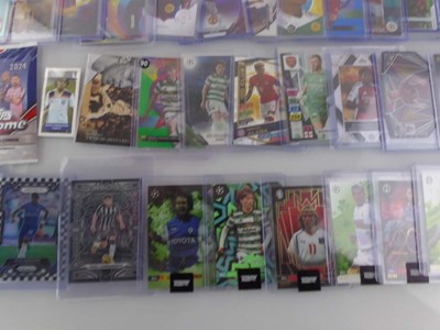 Lot Qty Sleeved & Top loaded Football Trading...