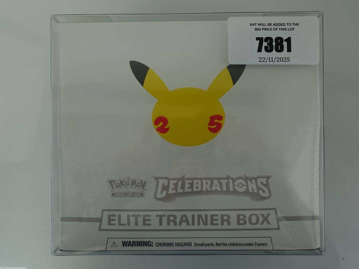 Lot Pokémon Celebrations Elite Trainer Box