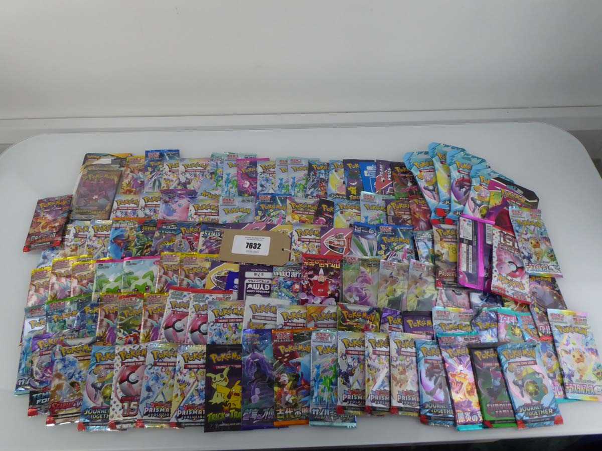 Lot x114 Sealed Assorted Pokémon Booster Packs to...