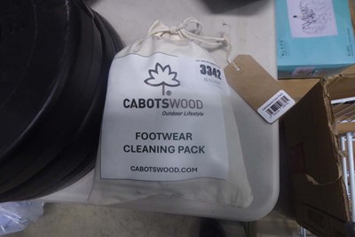Lot 3342 - Footwear cleaning pack