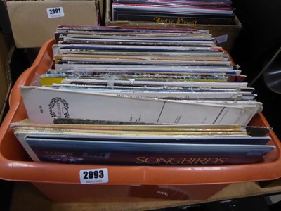 Lot 2651 - Box containing vinyl records