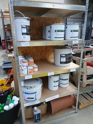 Lot 71 - Contents of the rack to include 6 2.5L tins of...