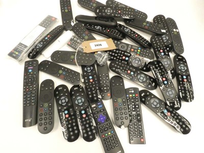Lot 2420 - Quantity of various loose remote controls