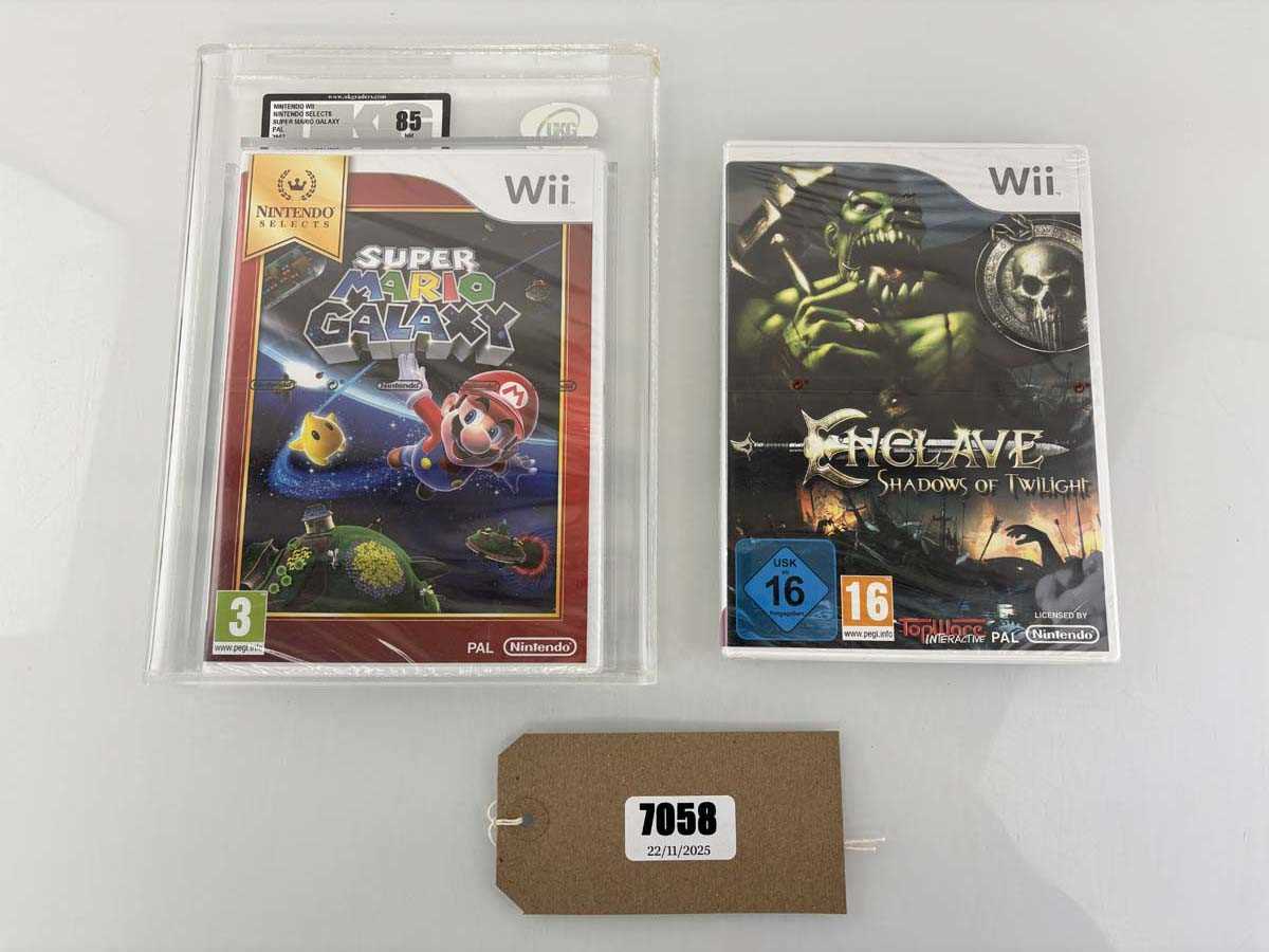 Lot Graded Super Mario Galaxy and a sealed Englave...