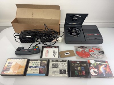 Lot Amiga CD 32 together with qty of games