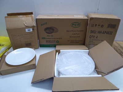 Lot 3683 - Set of 30 opal glass dinner plates, box of...