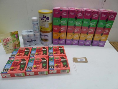 Lot 3686 - Ella's Kitchen smoothie fruits, SMA & Kendamil...