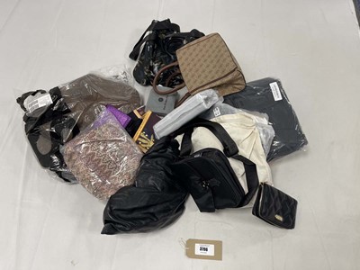 Lot 3796 - Selection of various bags