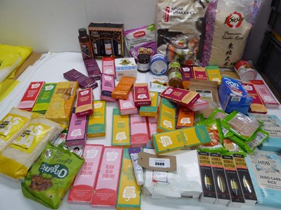 Lot 3689 - Sushi Rice, Edible glitter, Simply Cook recipe...