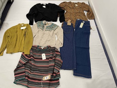 Lot 3810 - Selection of clothing to include NoBody's...