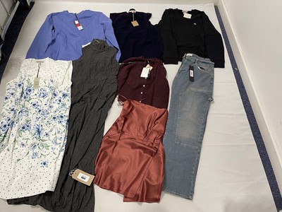 Lot 3844 - Selection of clothing to include Boden, Calvin...