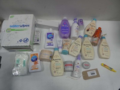 Lot 3959 - Selection of children's products to include...