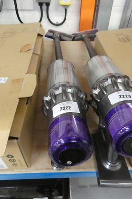 Lot 2222 - Dyson V10 cordless stick vacuum cleaner with...