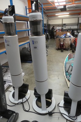 Lot 2255 - Samsung Bespoke Jet cordless stick vacuum cleaner