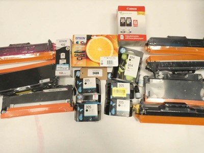 Lot 2439 - Quantity of printer ink / toner cartridges