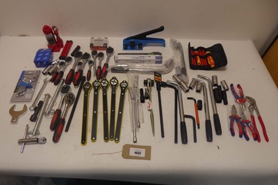 Lot 4687 - Selection of tools to include torque wrenches...