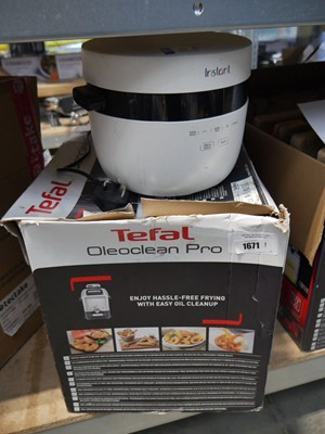 Lot 1671 - Boxed Tefal OleoClean Pro fryer