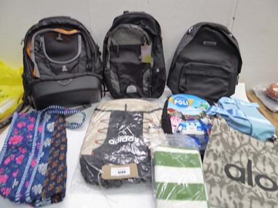 Lot 3734 - Mountain Warehouse Quest lap top backpack,...