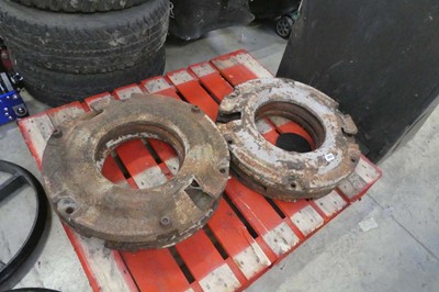 Lot 2453 - 6 various tractor weights