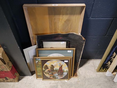 Lot 1474 - Collection of approx. 6 various framed and...