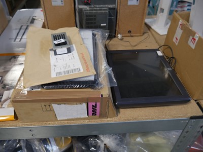 Lot 1774 - Collection of items incl. amplifier and...