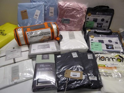 Lot 3864 - King & single duvet sets, memory foam pillow,...