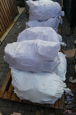 Lot 2156 - 5 large bags of soft wood kindling