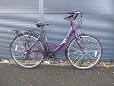 Lot 4029 - Apollo Elyse purple town bike