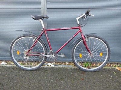 Lot 4033 - Trek MT Track XC 850 red bicycle