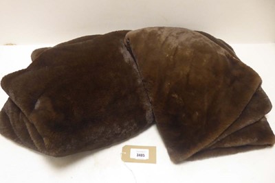 Lot 3405 - x2 throws