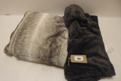 Lot 3406 - x2 throws