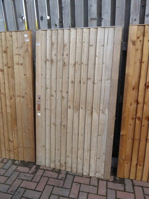 Lot 4180 - Timber braced garden gate, approx. 0.99m wide,...