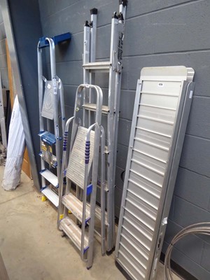 Lot 4236 - 3 tread aluminium step ladder and a Black &...