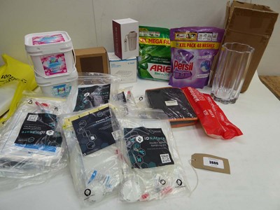 Lot 3886 - Ffern Autumn 25 scented candles, Laundry pods,...