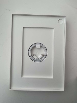 Lot Apple iPad (10th Generation) Wi-Fi, 64GB,...