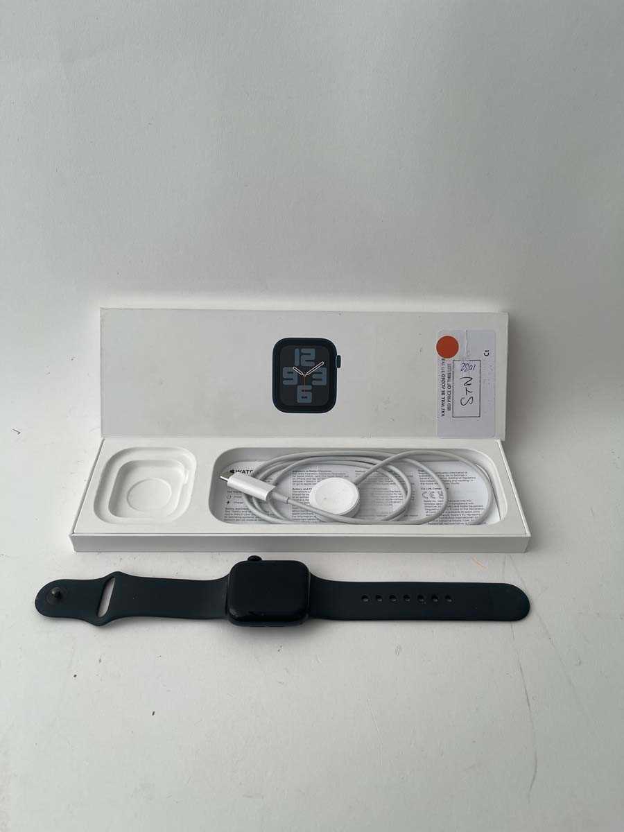 Lot Apple Watch SE (Gen 2), 40mm, Midnight...
