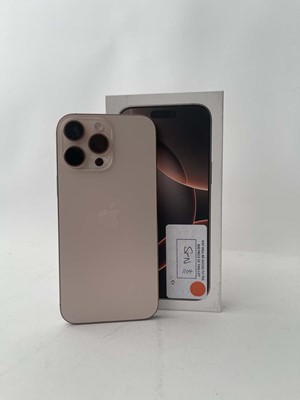 Lot Apple iPhone 16 Pro Max, 256GB, Desert...