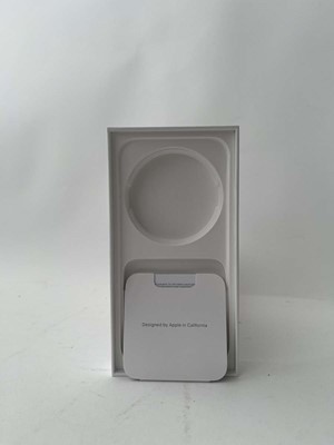 Lot Apple iPhone 15 Pro Max, 256GB, Blue Titanium,...