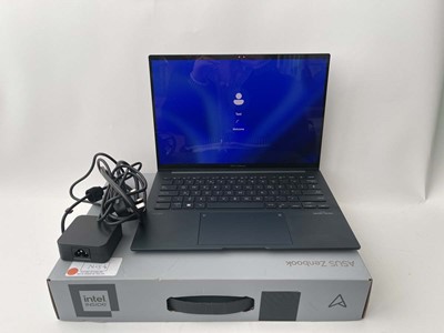 Lot ASUS Zenbook UX3405M laptop, Intel Core Ultra...