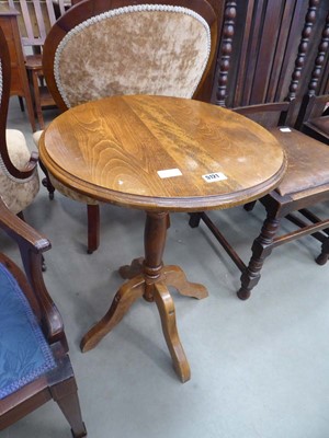Lot 5121 - Oak side table
