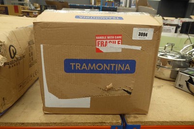 Lot 3094 - Box containing 6 Tramontina thermal rugs